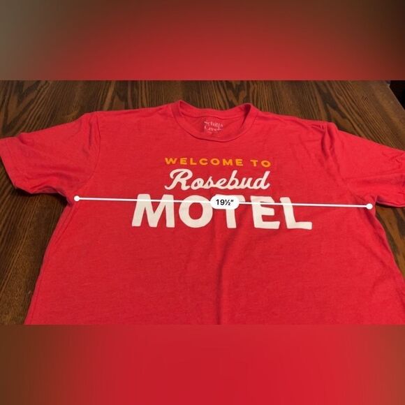 Schitt's Creek Welcome To Rosebud Motel Graphic Print T-Shirt Red Size Large - Picture 8 of 9